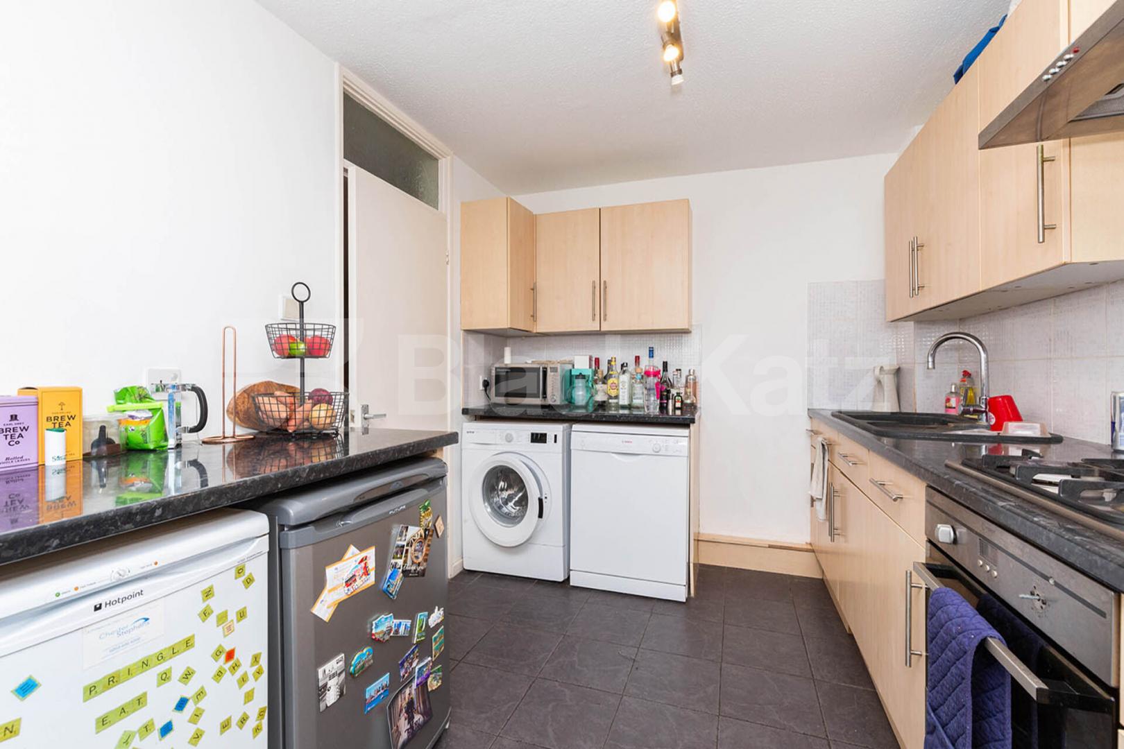 Two double bedroom property sandwiched between Angel and King’s Cross  Cumming Street, Angel / Kings cross